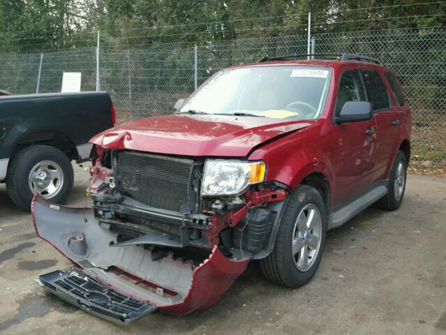 1FMCU0D70CKA98556 - 2012 FORD ESCAPE XLT RED photo 2