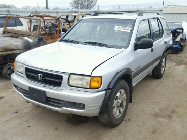 4S6CM58W1X4411243 - 1999 HONDA PASSPORT E SILVER photo 2
