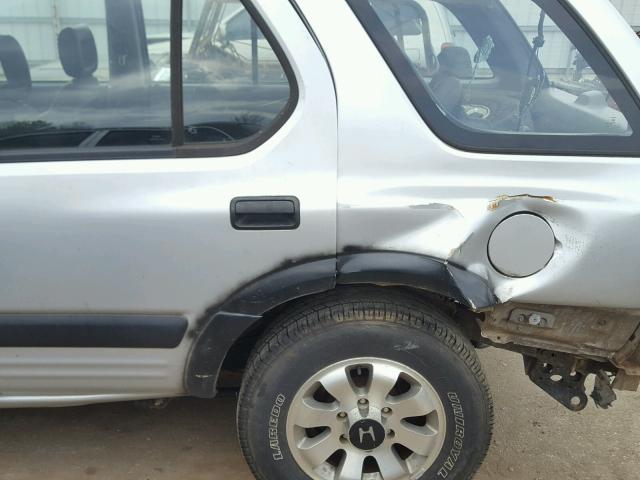 4S6CM58W1X4411243 - 1999 HONDA PASSPORT E SILVER photo 9