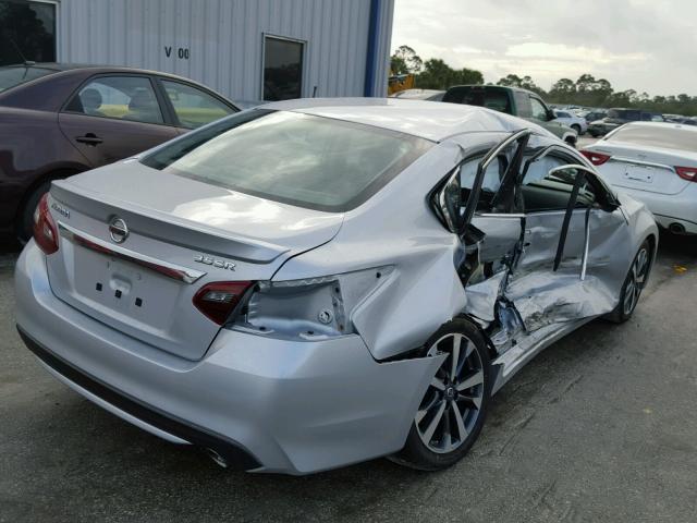 1N4BL3AP1HC162832 - 2017 NISSAN ALTIMA 3.5 SILVER photo 4