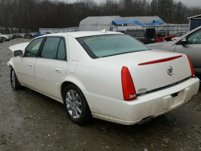 1G6KH5E60BU128703 - 2011 CADILLAC DTS PREMIU WHITE photo 3