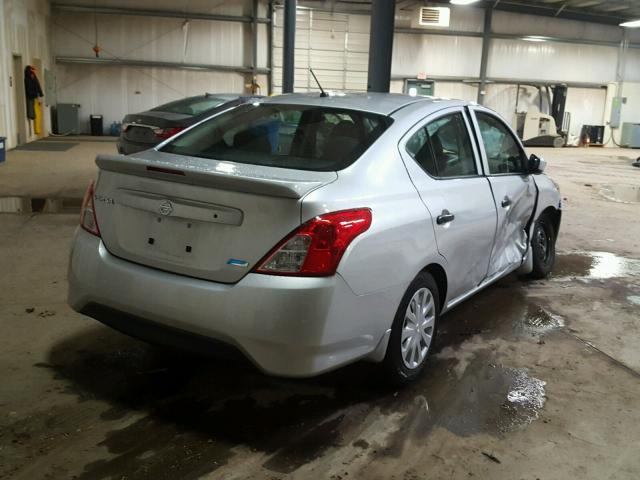 3N1CN7AP9GL851779 - 2016 NISSAN VERSA S SILVER photo 4