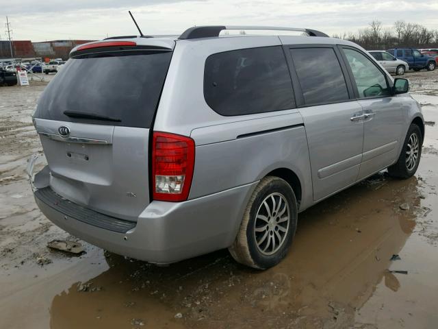 KNDMH4C79B6407065 - 2011 KIA SEDONA EX SILVER photo 4