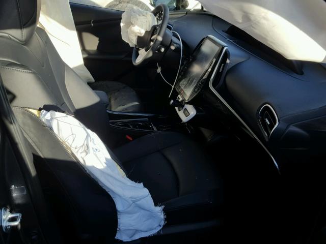 JTDKARFP9H3041459 - 2017 TOYOTA PRIUS PRIM 石墨色 照片 5