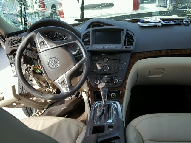 2G4GR5ER1C9187781 - 2012 BUICK REGAL TAN photo 9