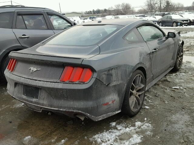 1FA6P8TH8F5305026 - 2015 FORD MUSTANG GREEN photo 4