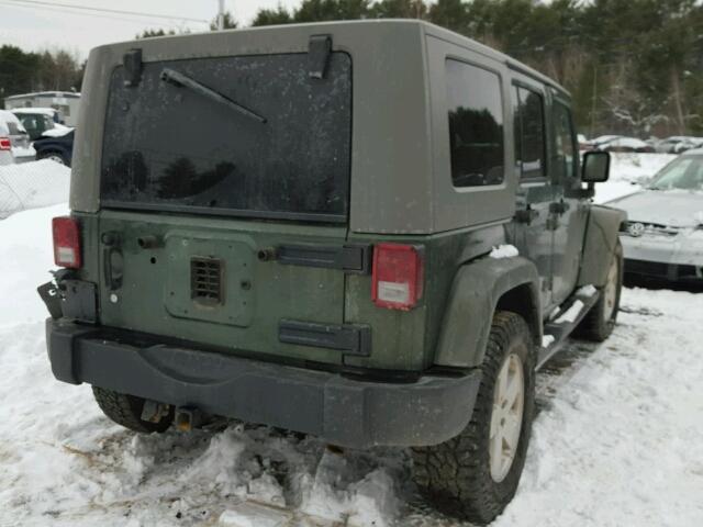 1J4GA59177L145298 - 2007 JEEP WRANGLER S GREEN photo 4