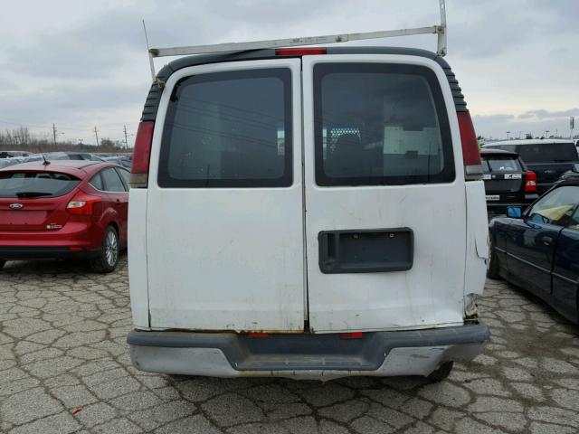 1GCGG29R621212504 - 2002 CHEVROLET EXPRESS G2 WHITE photo 6