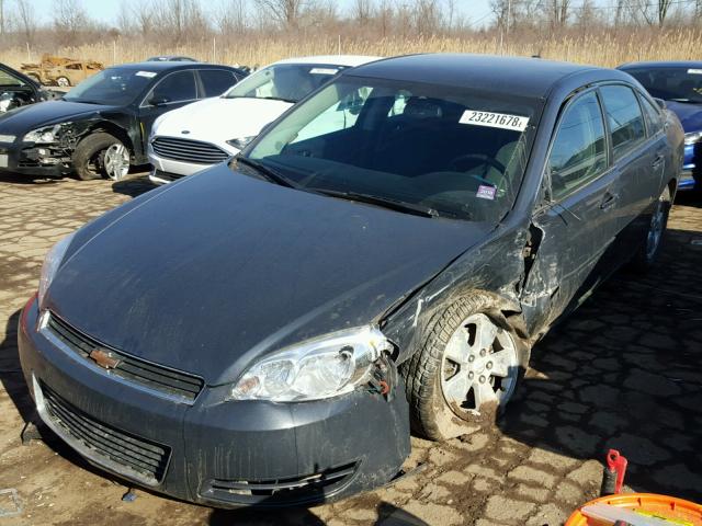 2G1WT58K689265911 - 2008 CHEVROLET IMPALA LT GRAY photo 2