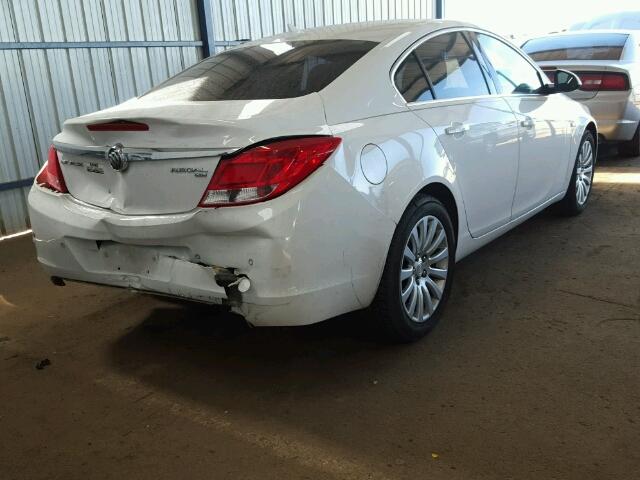 W04GT5GC3B1007244 - 2011 BUICK REGAL CXL WHITE photo 4