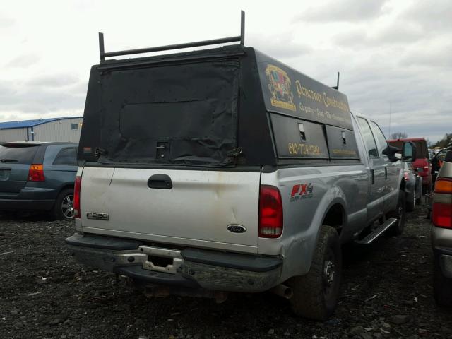 1FTSW21585EA27793 - 2005 FORD F250 SUPER SILVER photo 4