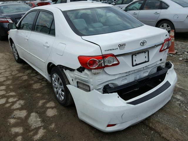 5YFBU4EE3DP202917 - 2013 TOYOTA COROLLA BA WHITE photo 3