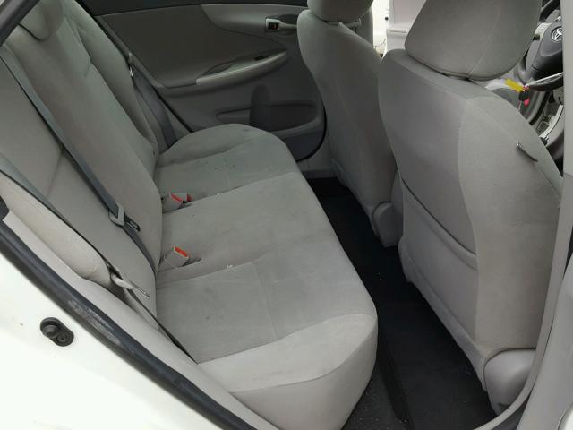5YFBU4EE3DP202917 - 2013 TOYOTA COROLLA BA WHITE photo 6