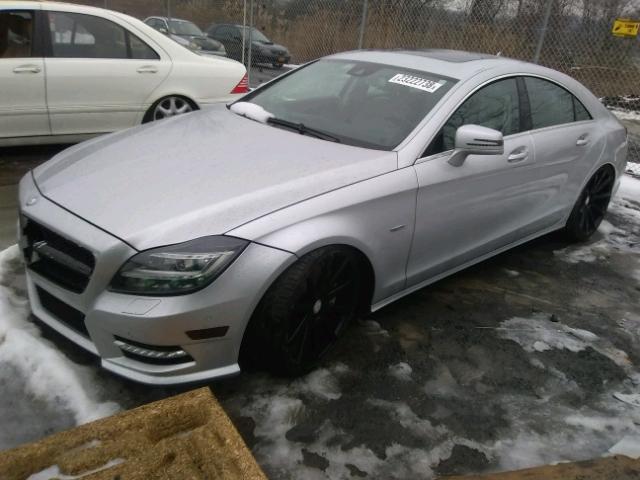 WDDLJ7DB2CA041779 - 2012 MERCEDES-BENZ CLS 550 SILVER photo 2