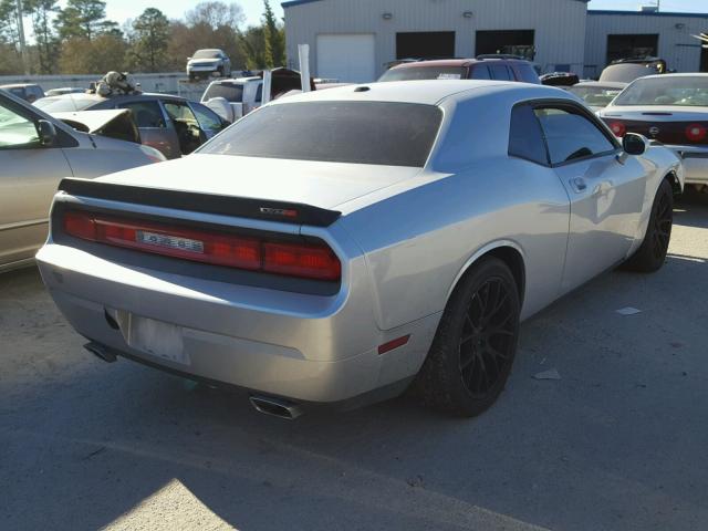 2B3CJ7DW7AH238735 - 2010 DODGE CHALLENGER SILVER photo 4