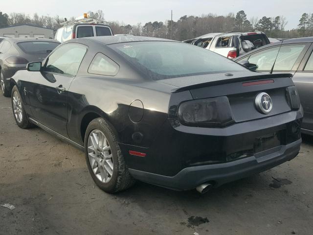 1ZVBP8AM2C5237551 - 2012 FORD MUSTANG BLACK photo 3