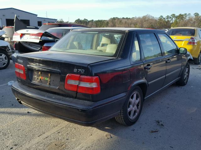 YV1LS5588W1499257 - 1998 VOLVO S70 BLACK photo 4