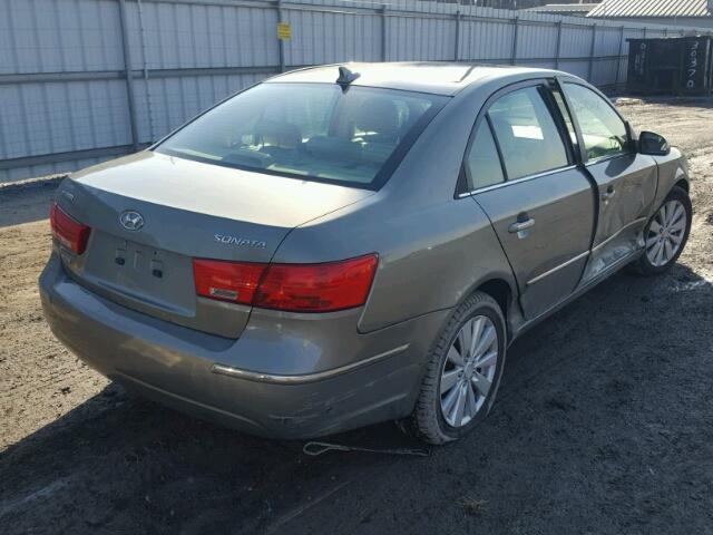 5NPEU46C49H438992 - 2009 HYUNDAI SONATA SE GREEN photo 4