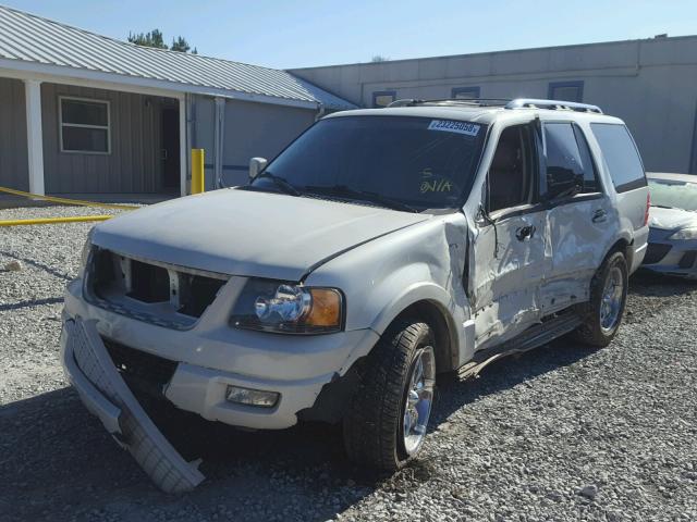 1FMFU19575LA61690 - 2005 FORD EXPEDITION BEIGE photo 2