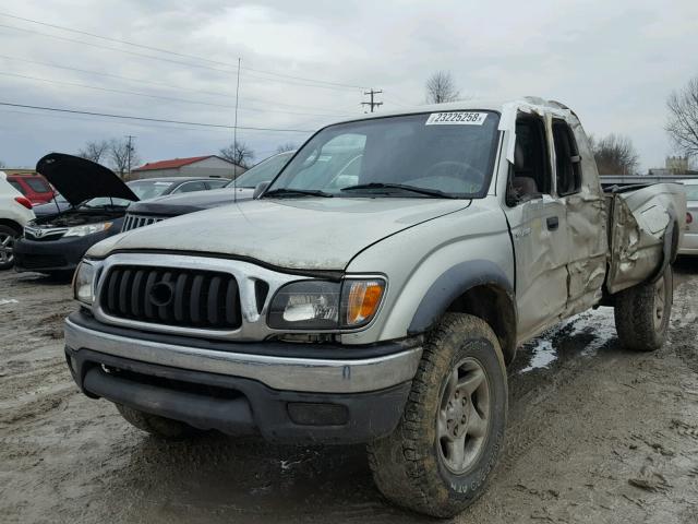 5TEWM72N32Z884132 - 2002 TOYOTA TACOMA XTR SILVER photo 2