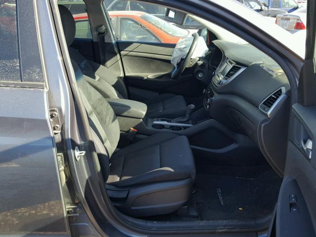 KM8J3CA26GU056097 - 2016 HYUNDAI TUCSON LIM GRAY photo 5