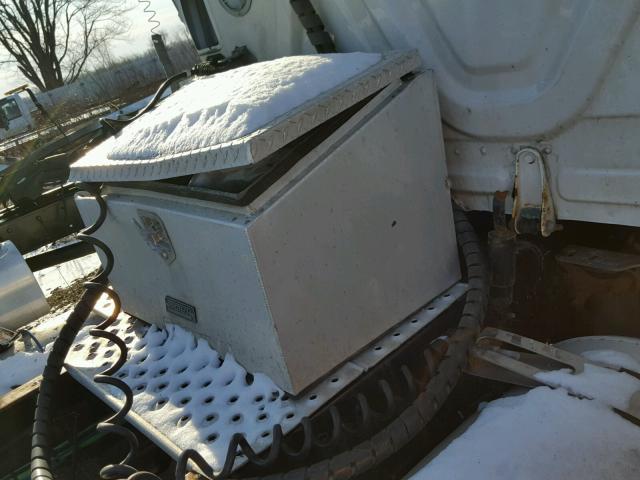 3AKJGEDV4FDGN0898 - 2015 FREIGHTLINER CASCADIA 1 WHITE photo 6