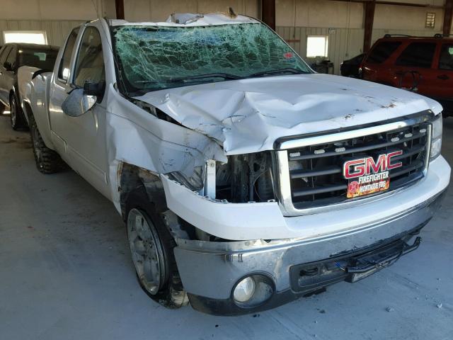 2GTEC19J081244262 - 2008 GMC SIERRA C15 WHITE photo 1