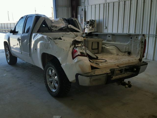 2GTEC19J081244262 - 2008 GMC SIERRA C15 WHITE photo 3