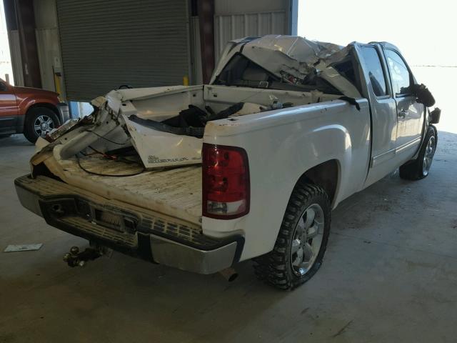 2GTEC19J081244262 - 2008 GMC SIERRA C15 WHITE photo 4