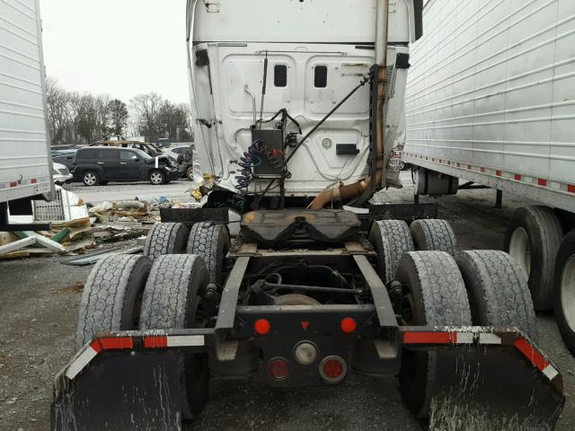 1FUJGLDR8ASAR7170 - 2010 FREIGHTLINER CASCADIA 1 WHITE photo 6