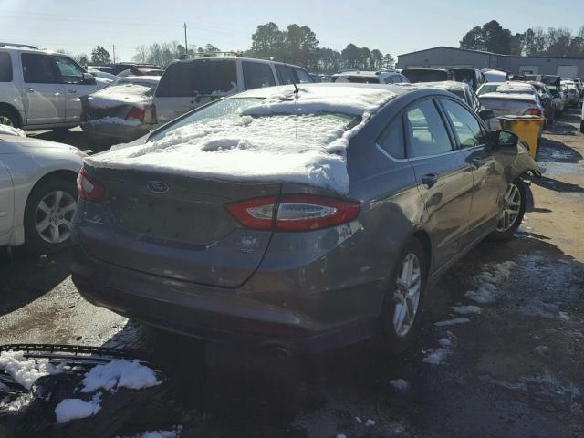 1FA6P0H72E5372222 - 2014 FORD FUSION SE CHARCOAL photo 4