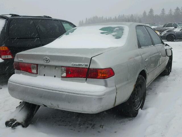 JT2BG22K610540073 - 2001 TOYOTA CAMRY CE SILVER photo 4