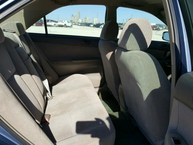 4T1BE32K03U672644 - 2003 TOYOTA CAMRY LE BLUE photo 6