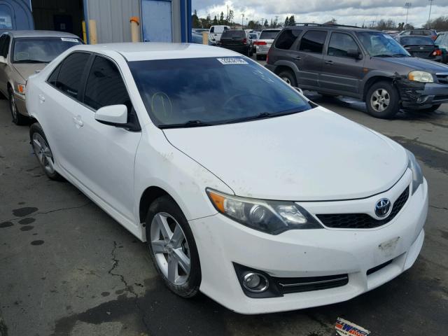 4T1BF1FKXCU564849 - 2012 TOYOTA CAMRY BASE WHITE photo 1