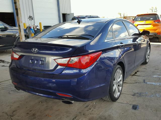 5NPEC4AC2CH417690 - 2012 HYUNDAI SONATA SE BLUE photo 4