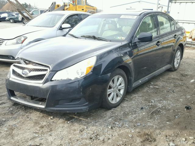 4S3BMBE65A3237668 - 2010 SUBARU LEGACY 2.5 BLACK photo 2