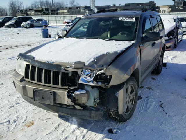 1J4GR48K85C535854 - 2005 JEEP GRAND CHER BEIGE photo 2