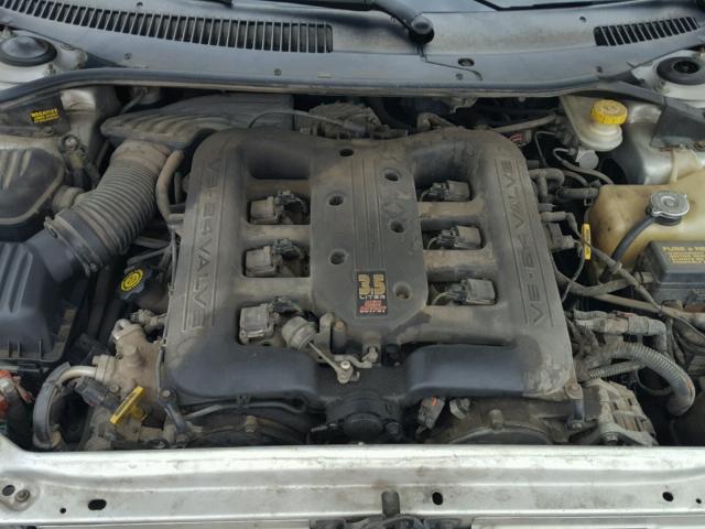 2C3HC56G1YH289820 - 2000 CHRYSLER LHS SILVER photo 7