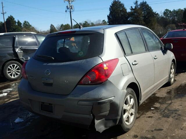 3N1BC13E49L418691 - 2009 NISSAN VERSA S GRAY photo 4