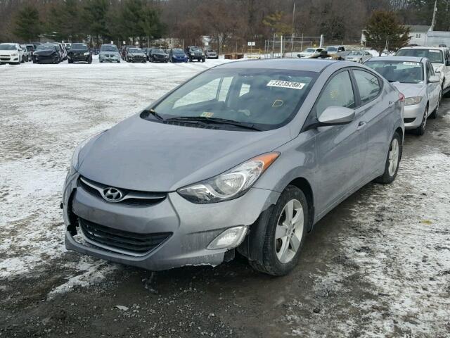 KMHDH4AE9DU976235 - 2013 HYUNDAI ELANTRA GL GRAY photo 2