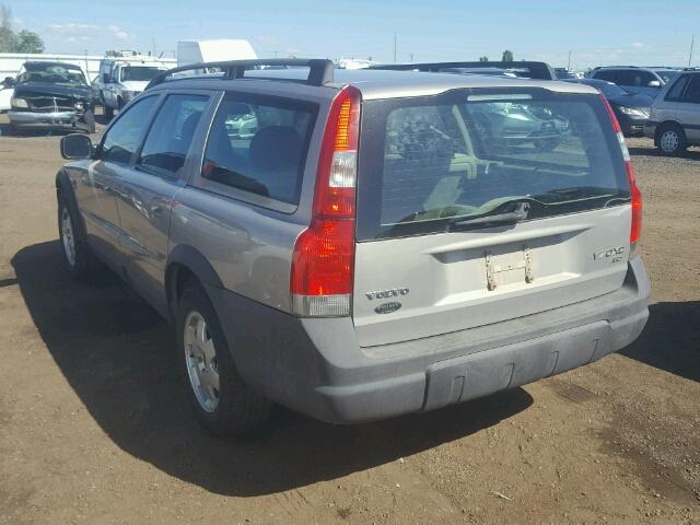 YV1SZ58D211017097 - 2001 VOLVO V70 XC GOLD photo 3