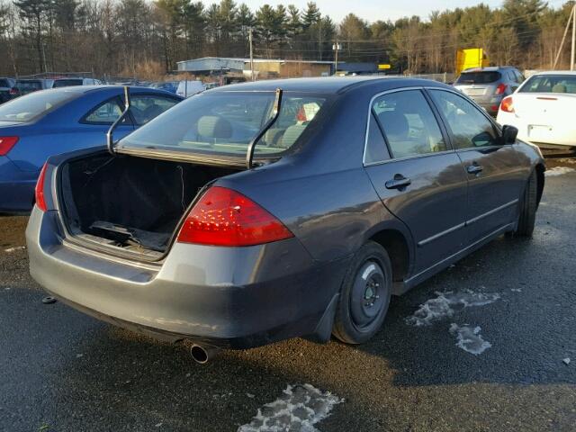 1HGCM55447A108721 - 2007 HONDA ACCORD LX GRAY photo 4