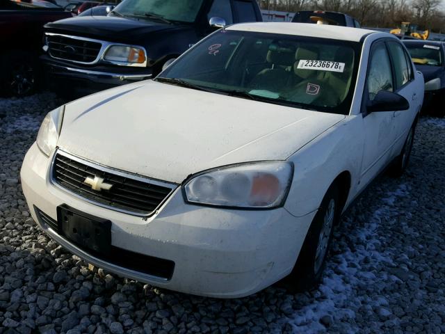 1G1ZS58N07F292151 - 2007 CHEVROLET MALIBU LS WHITE photo 2