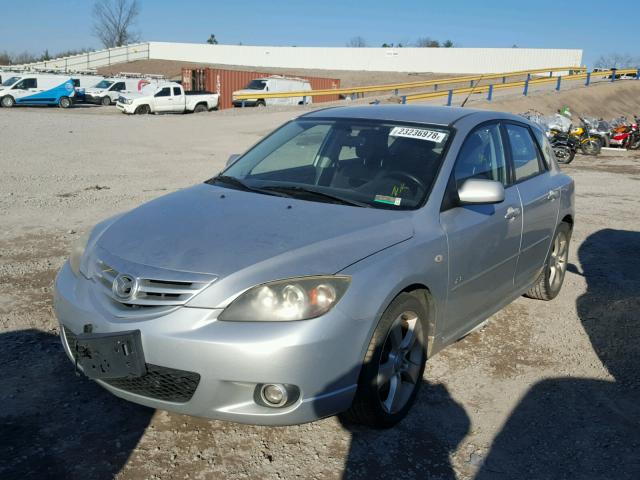 JM1BK143861470986 - 2006 MAZDA 3 HATCHBAC SILVER photo 2