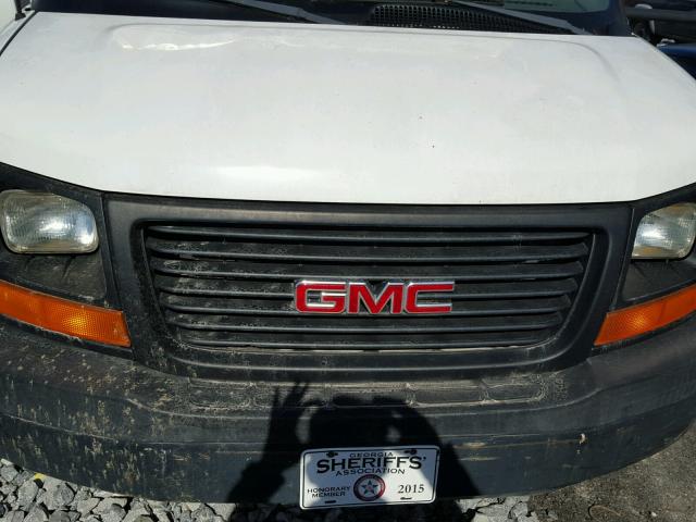 1GDJG31U071205675 - 2007 GMC SAVANA CUT WHITE photo 7