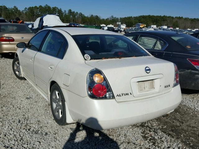 1N4AL11D33C256600 - 2003 NISSAN ALTIMA BAS WHITE photo 3