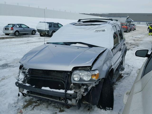 1FMYU93136KD20440 - 2006 FORD ESCAPE XLT SILVER photo 2