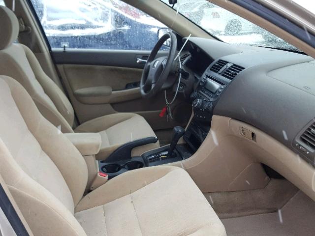 1HGCM56114A813265 - 2004 HONDA ACCORD DX GOLD photo 5