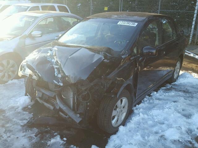 3N1BC11E39L367123 - 2009 NISSAN VERSA S BLACK photo 2