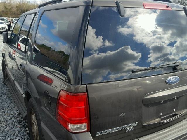 1FMPU15595LA11898 - 2005 FORD EXPEDITION GRAY photo 3